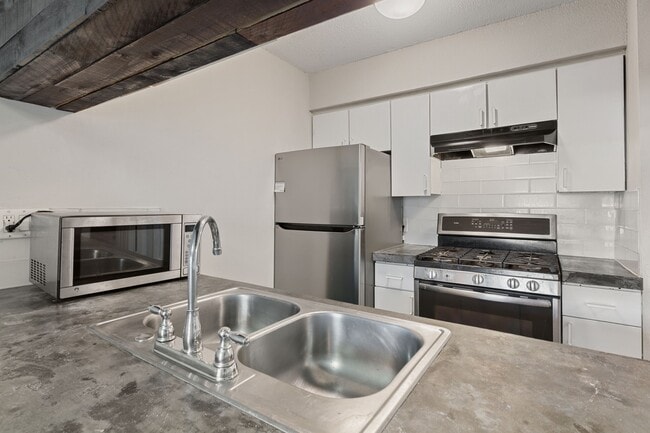 Photo - 5005 Manor Rd Unit 132