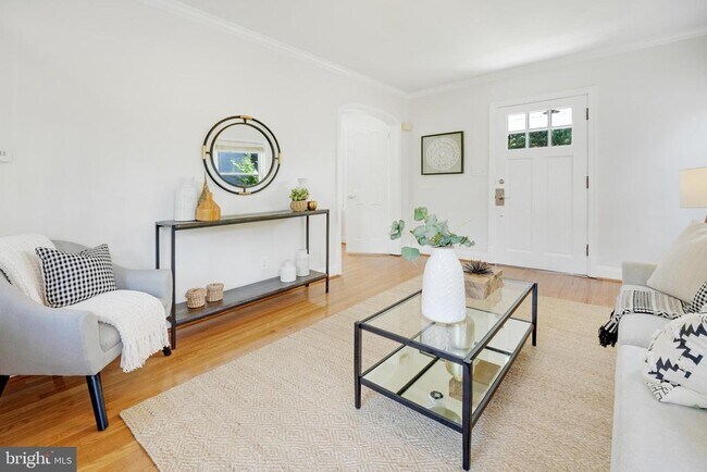 Photo - 5522 Blair Rd NE