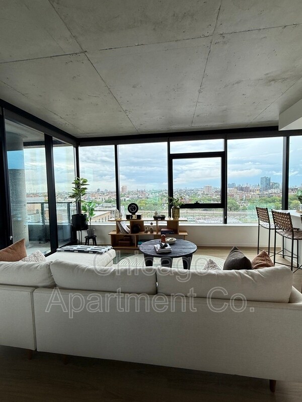 Photo - 224 N Elizabeth St Unit 411