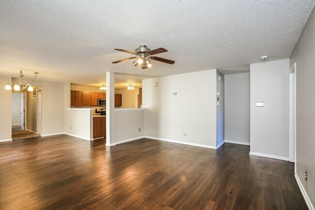 Photo - 14428 Black Farm Dr