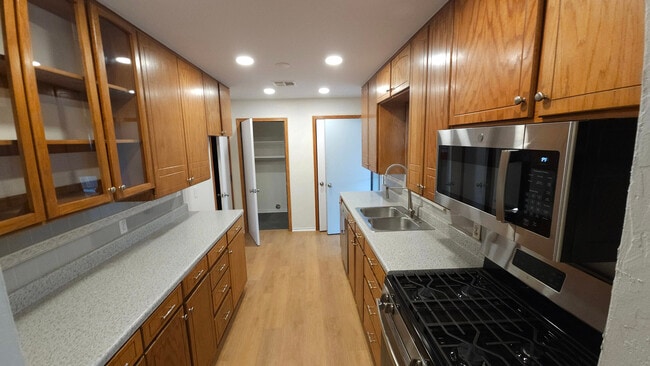 Photo - 2717 Clermont Pl