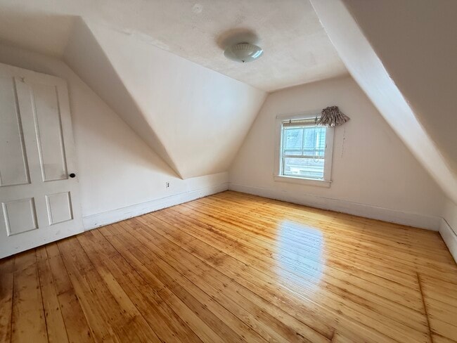 Building Photo - 57 Rindge Ave Rental