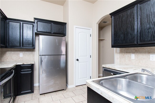 Photo - 1102 Grace Point Dr