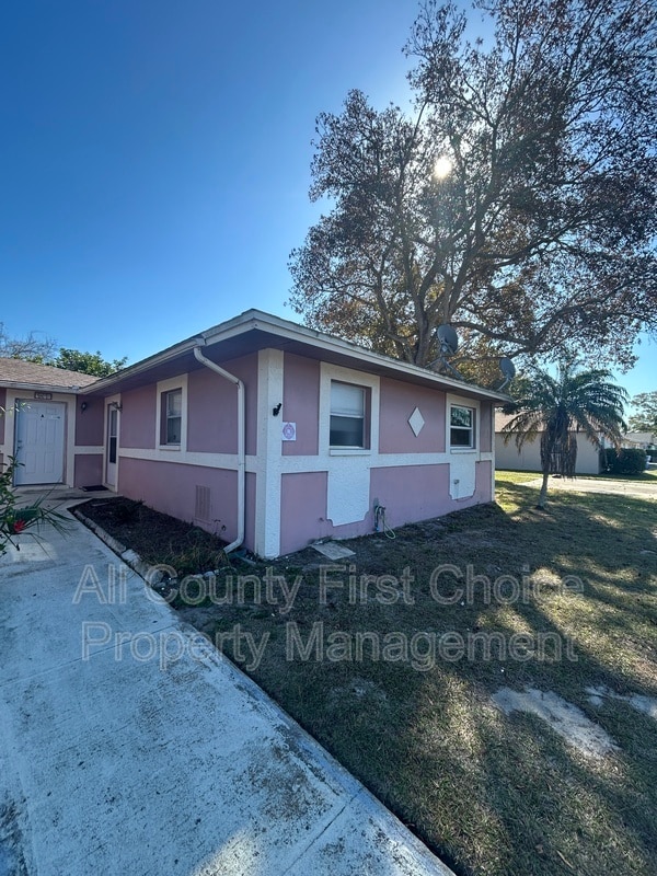 Building Photo - 3071 Park Ln Unit C