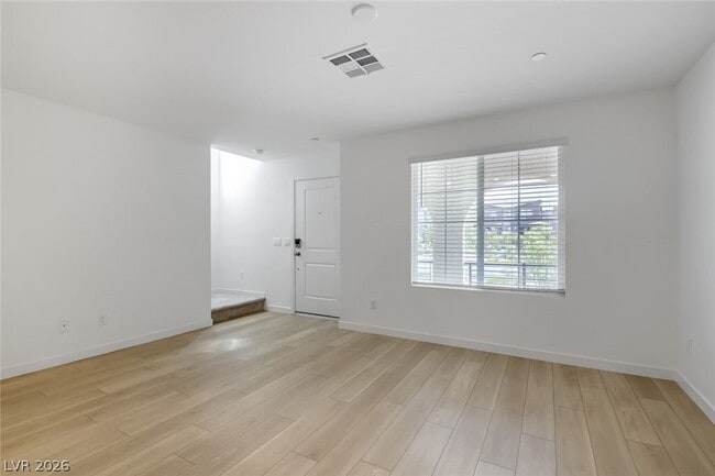 Photo - 951 Jigglypuff Pl