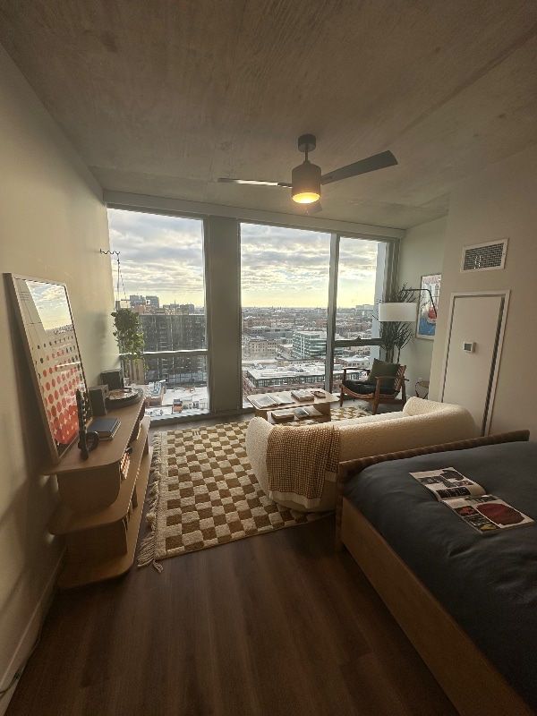 Photo - 315 N May St