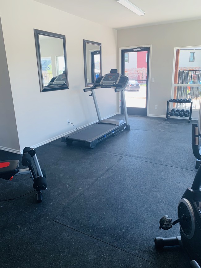 Bear Creek Townhomes For Rent in Early, TX