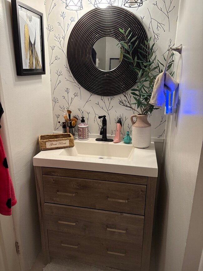 Photo - 137 Burgundy Hill Ln Unidad 137