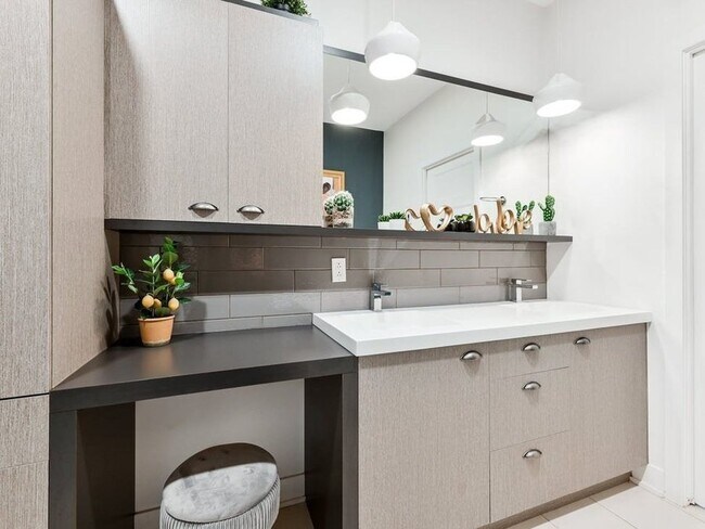 Photo - 9915 Powhatan Dr