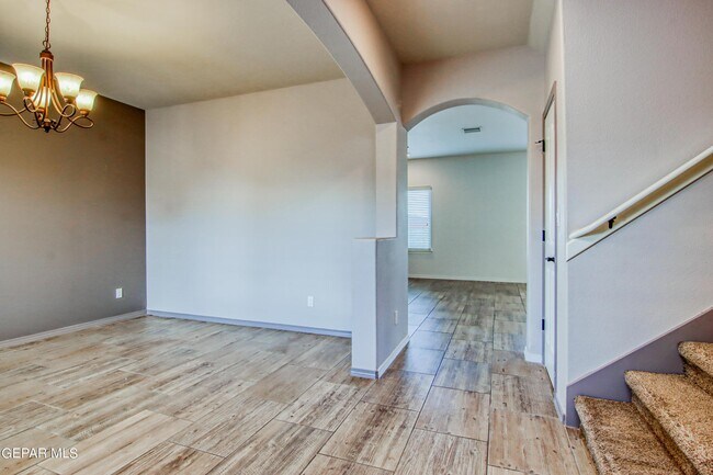 7545 Wolf Creek Dr