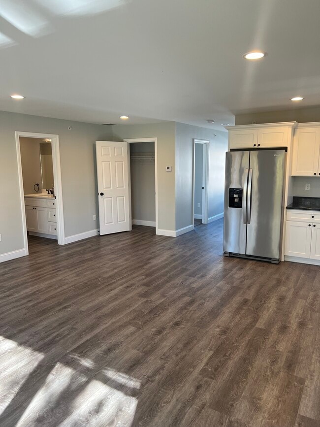 64 Cleveland St Unidad Cleveland unit 2