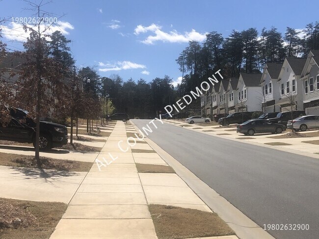 Photo - 1144 Streamside Ln