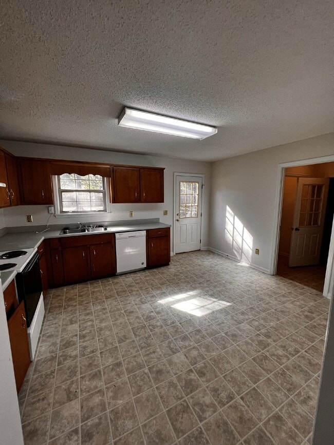 Photo - Home For Rent