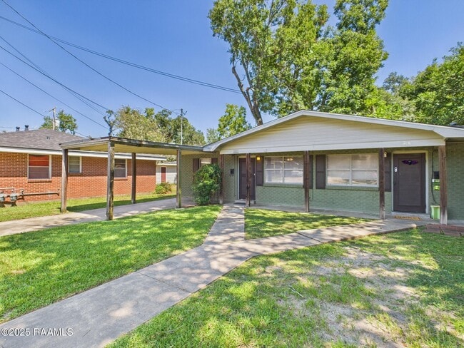 Photo - 1618 W St Mary Blvd