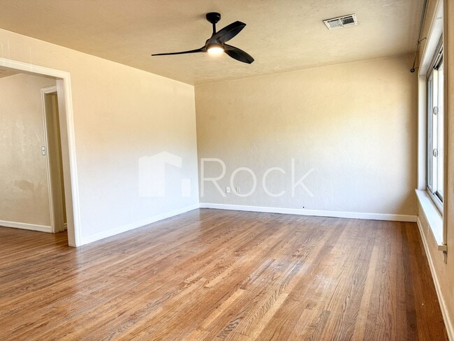 Photo - 3233 NW 43rd St