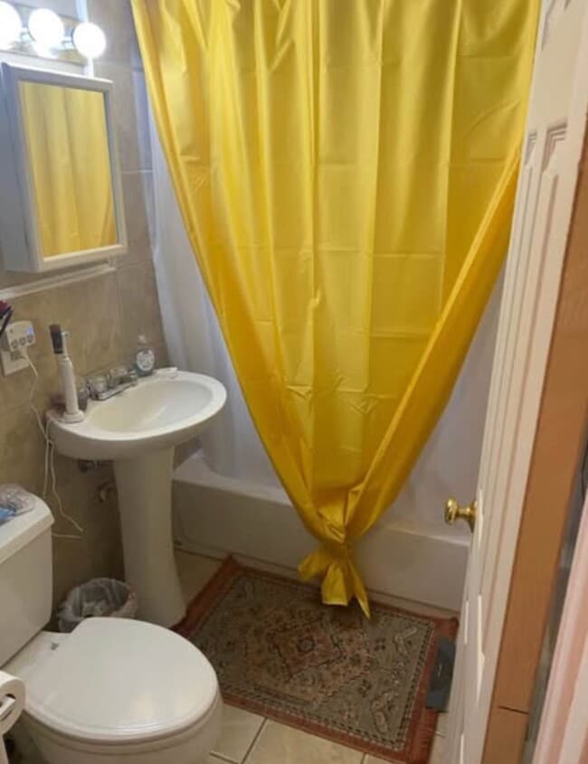 Photo - 1222 Montgomery St W