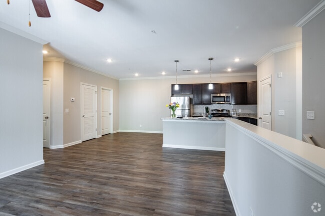 2BR, 2BA - 1,227SF - Living Room