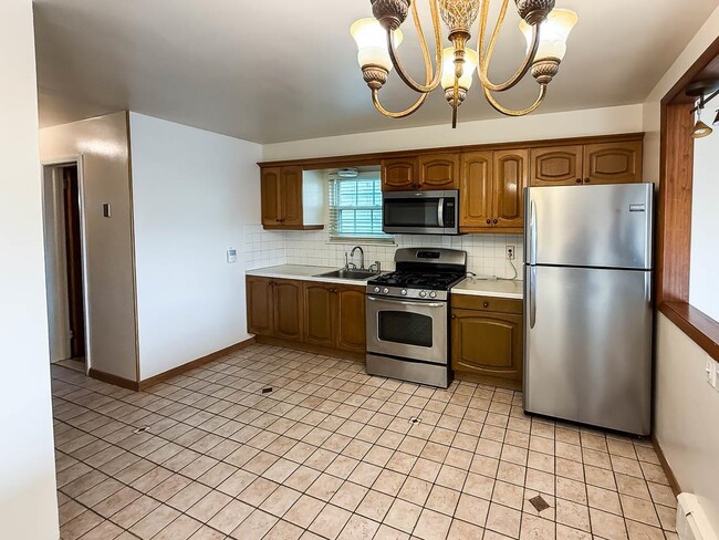 Photo - 14 Suburbia Ct Unit 1