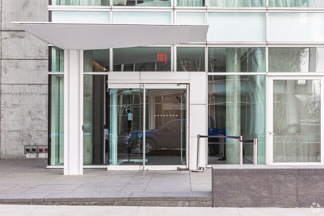 Photo - 160 Leroy St