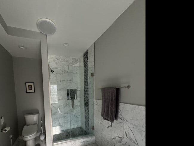 Photo - 3 bedroom in Chicago IL 60625 Unidad 2