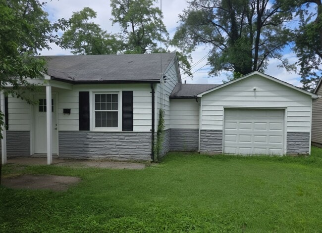 Building Photo - 603 Cooper Dr