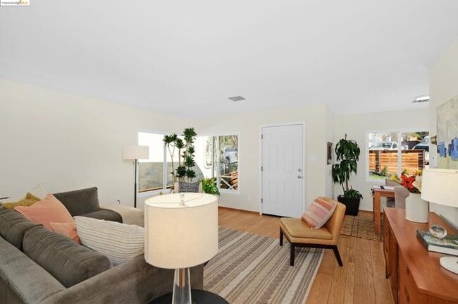 Photo - 24639 Leona Dr