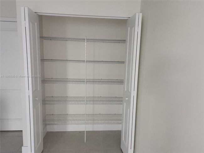 Photo - 8040 NW 42nd St