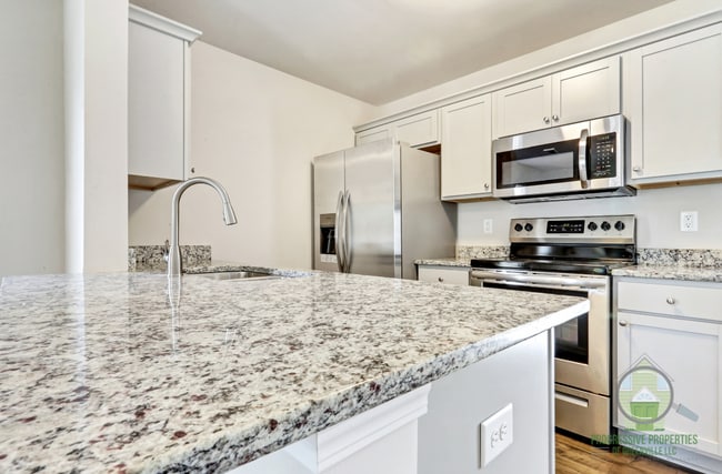 Photo - 111 Sitton Dr