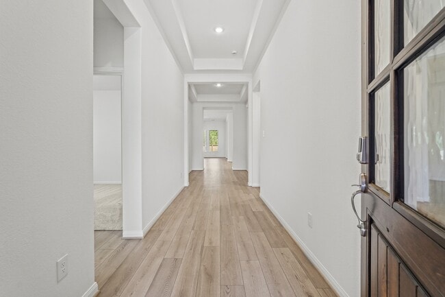 Photo - 1420 Florecer Ln