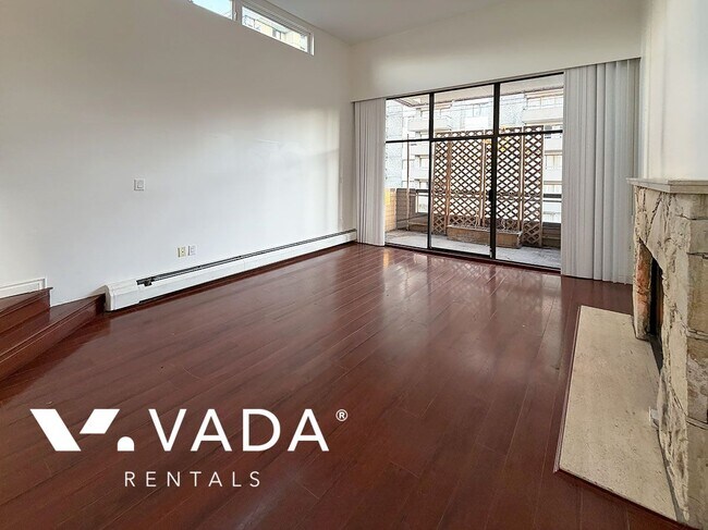 Photo - The Westport 1 Bedroom Apartment For Rent PH5-1435 Nelson Street Vancouver: VADAPM.com Unit PH5