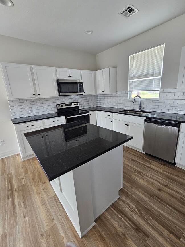 Photo - 1812 E Village Estates Dr