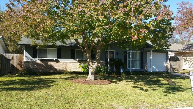 Photo - 7627 Glen Mont