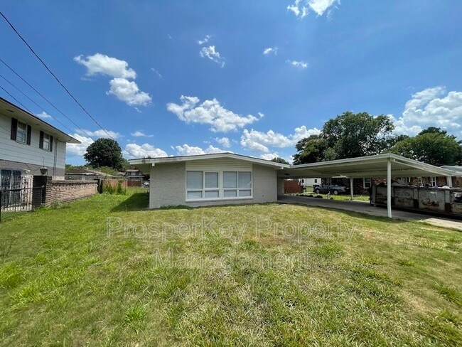 Photo - 3026 Avondale Rd House