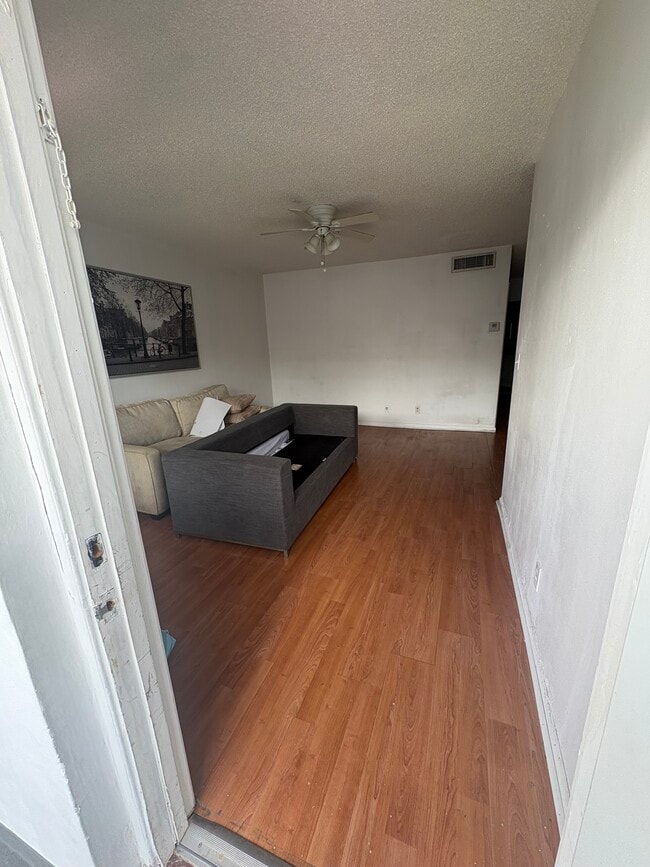 Photo - 2238 Monroe St Unit 309