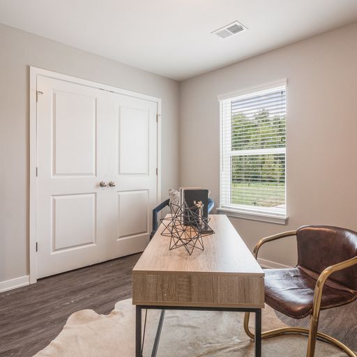 Holmans Crossing Apartments