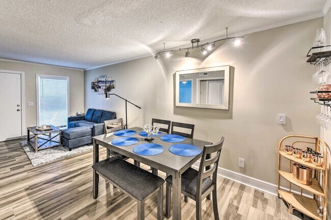 Building Photo - Charming 2 Bed/2 Bath Condo in Hilton Head... Unit G5