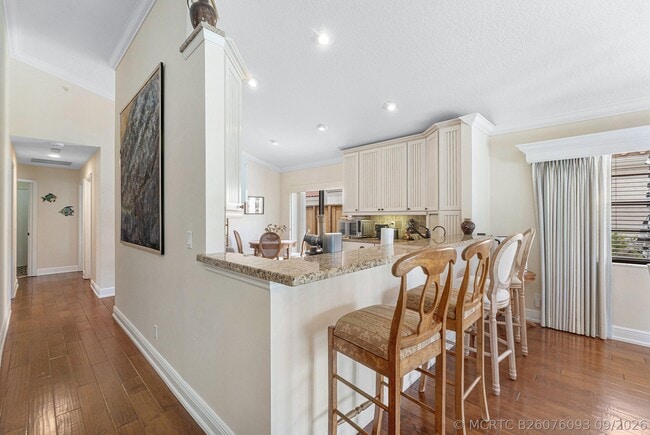2530 La Lique Cir