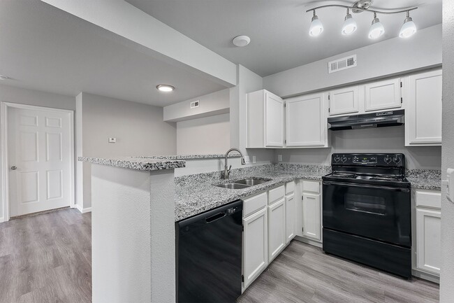 Photo - Creekside Clearing Apartments