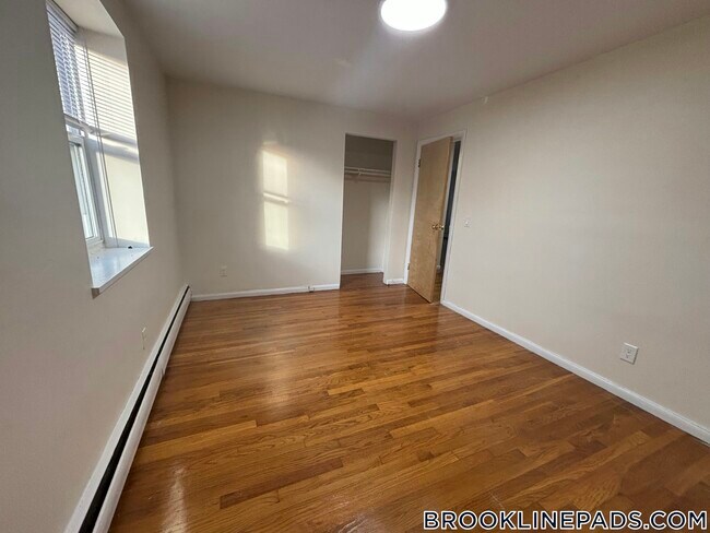 Photo - 110 Babcock St Unit 21