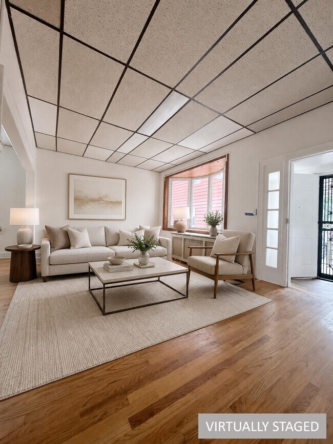 Photo - 94 Laidlaw Ave