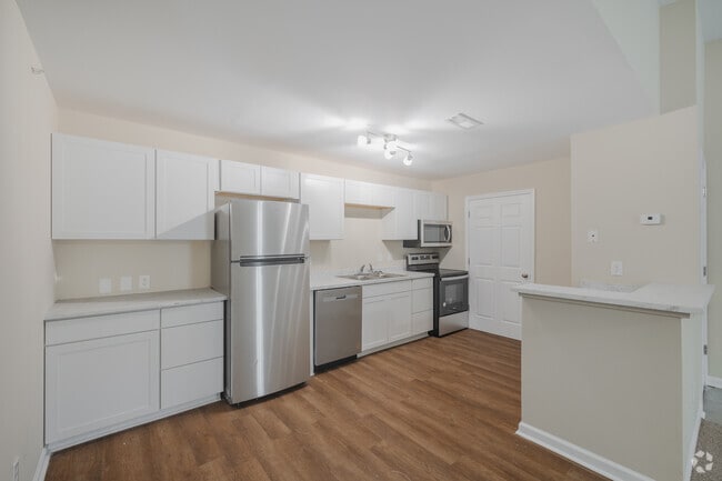 2BR, 2BA - 1,200SF - Kitchen
