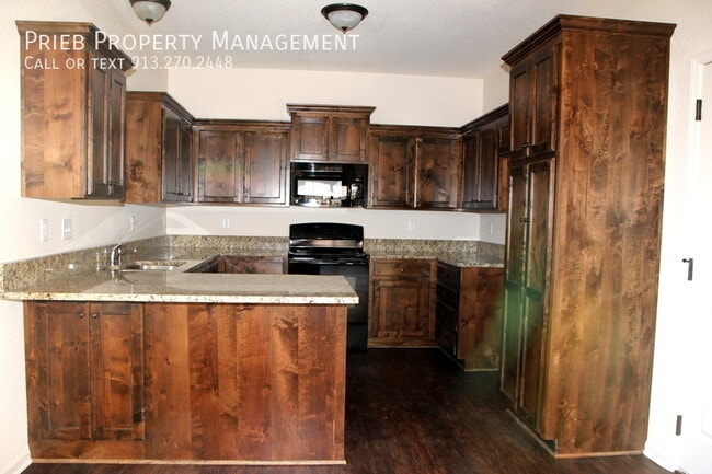 Photo - 21946 W 125th St