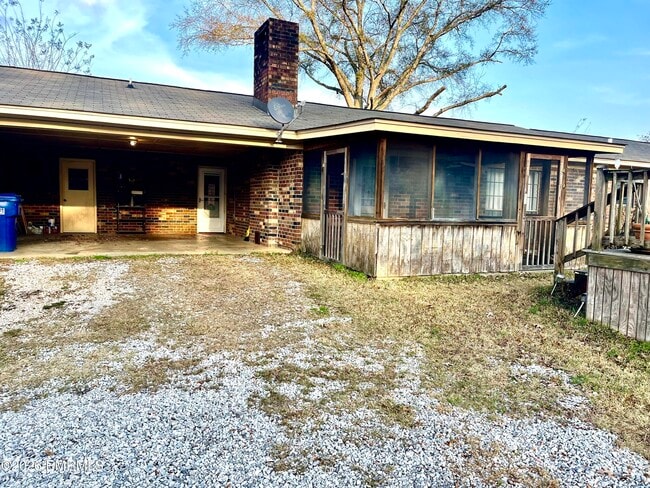 Photo - 5293 Hwy 19 N