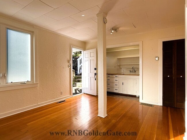 Photo - 132 Bella Vista Ave Unit #B