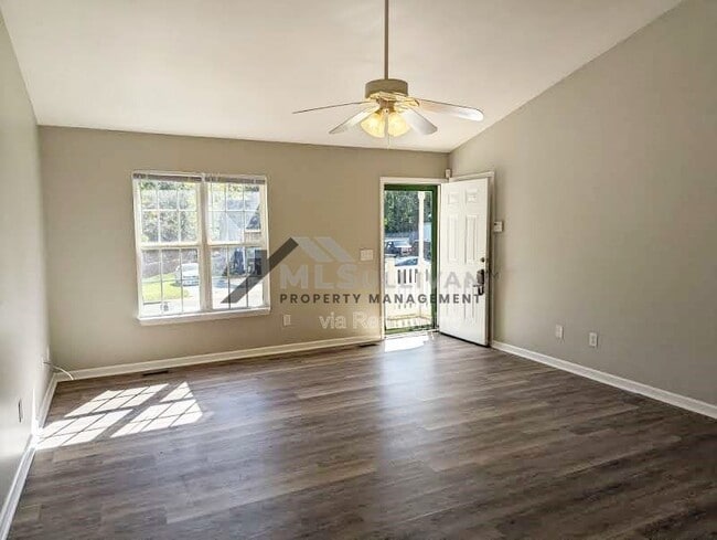 Photo - 200 Belle Ct