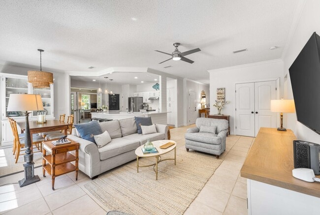 Building Photo - 220 Seabreeze Cir Rental