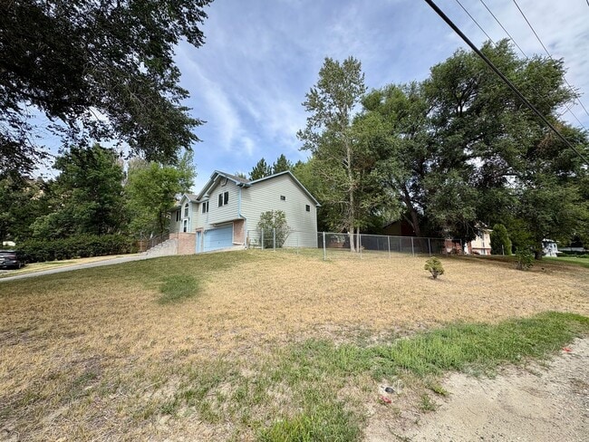 Photo - 2905 High Park Dr
