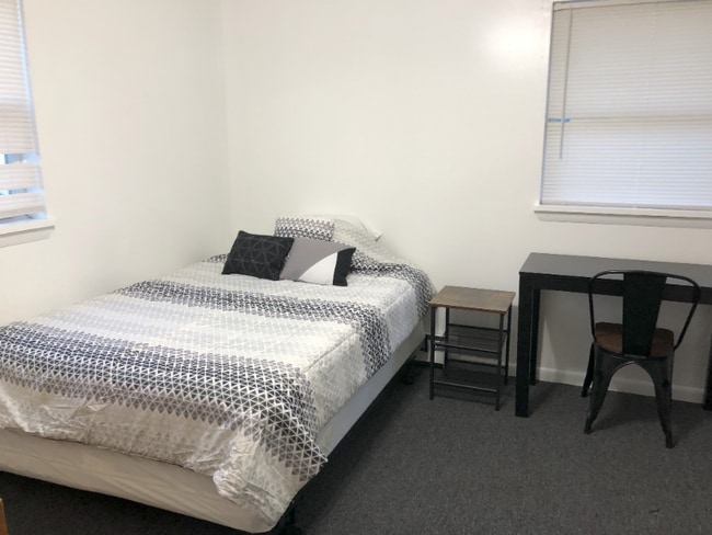 Photo - 153 Oak St Apartment Unit 3