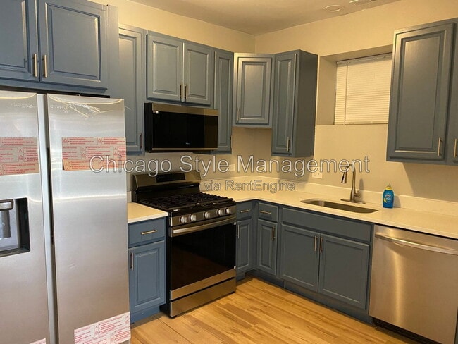 Photo - 7012 S Dorchester Ave