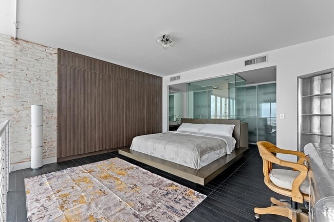 Photo - 1040 Biscayne Blvd Unidad 2101